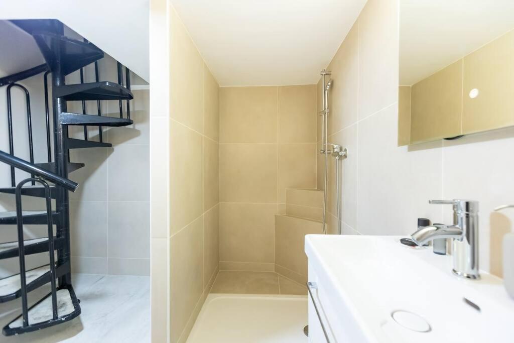 Appartement Refait A Neuf Bastille Parijs