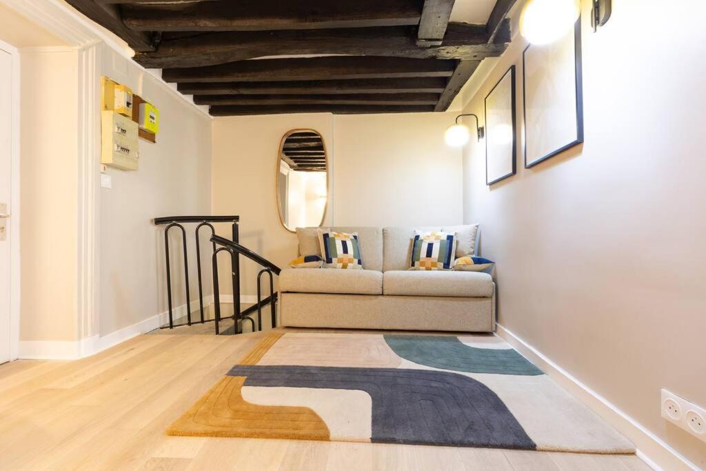 Refait A Neuf Bastille Appartement Paris